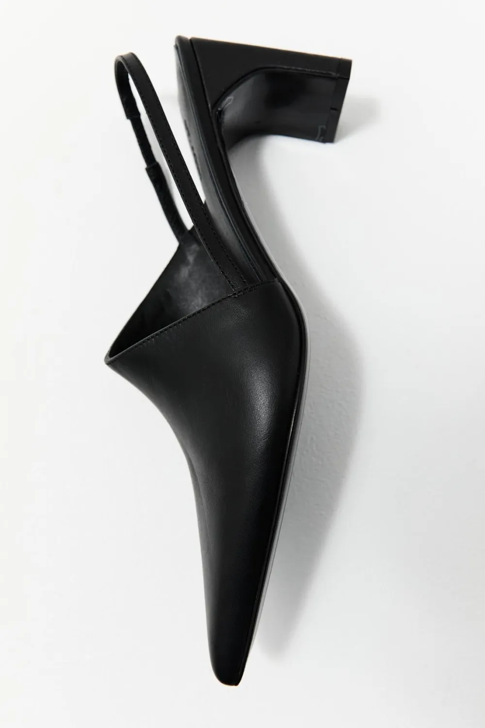 Asymmetric Heel - Black|St. Agni Discount