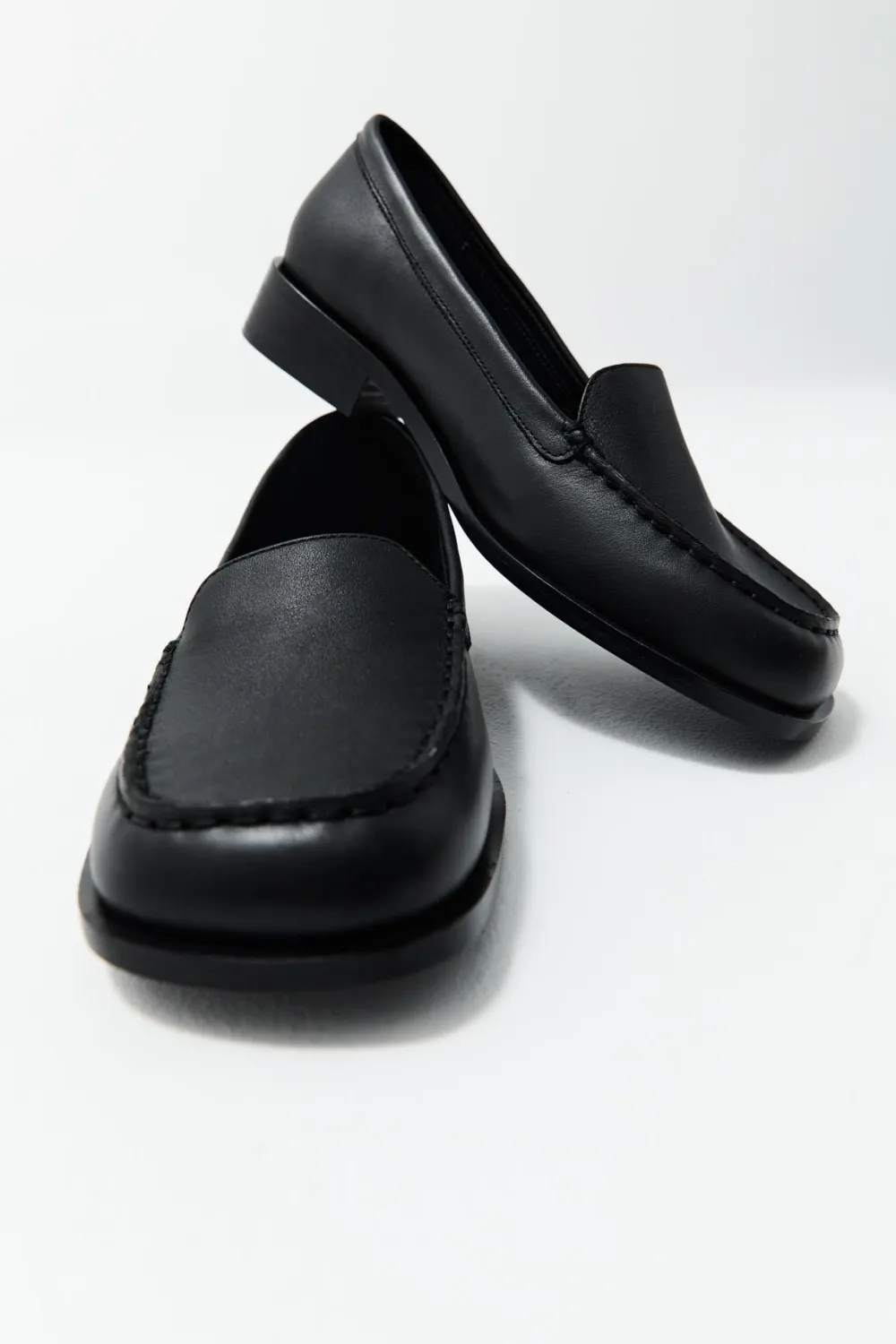 Classic Loafer - Black|St. Agni Store