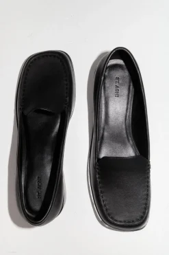 Classic Loafer - Black|St. Agni Store