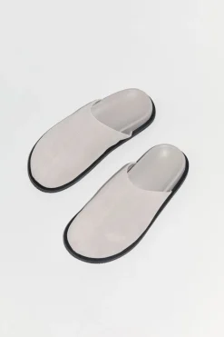 Claudia Mule -|St. Agni Online