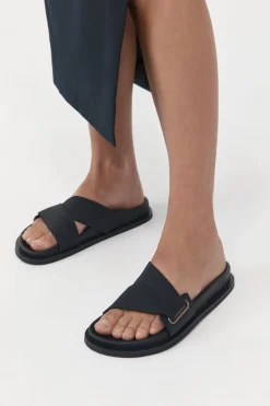 Everyday Stretch Slide - Black|St. Agni Outlet