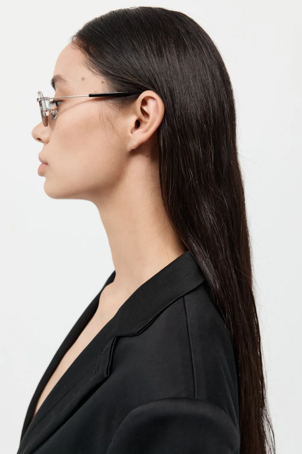 Fine Metal Oval Sunglasses - Chrome/Black|St. Agni Store