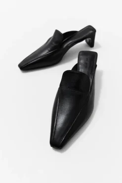 Heeled Loafer - Black|St. Agni Hot