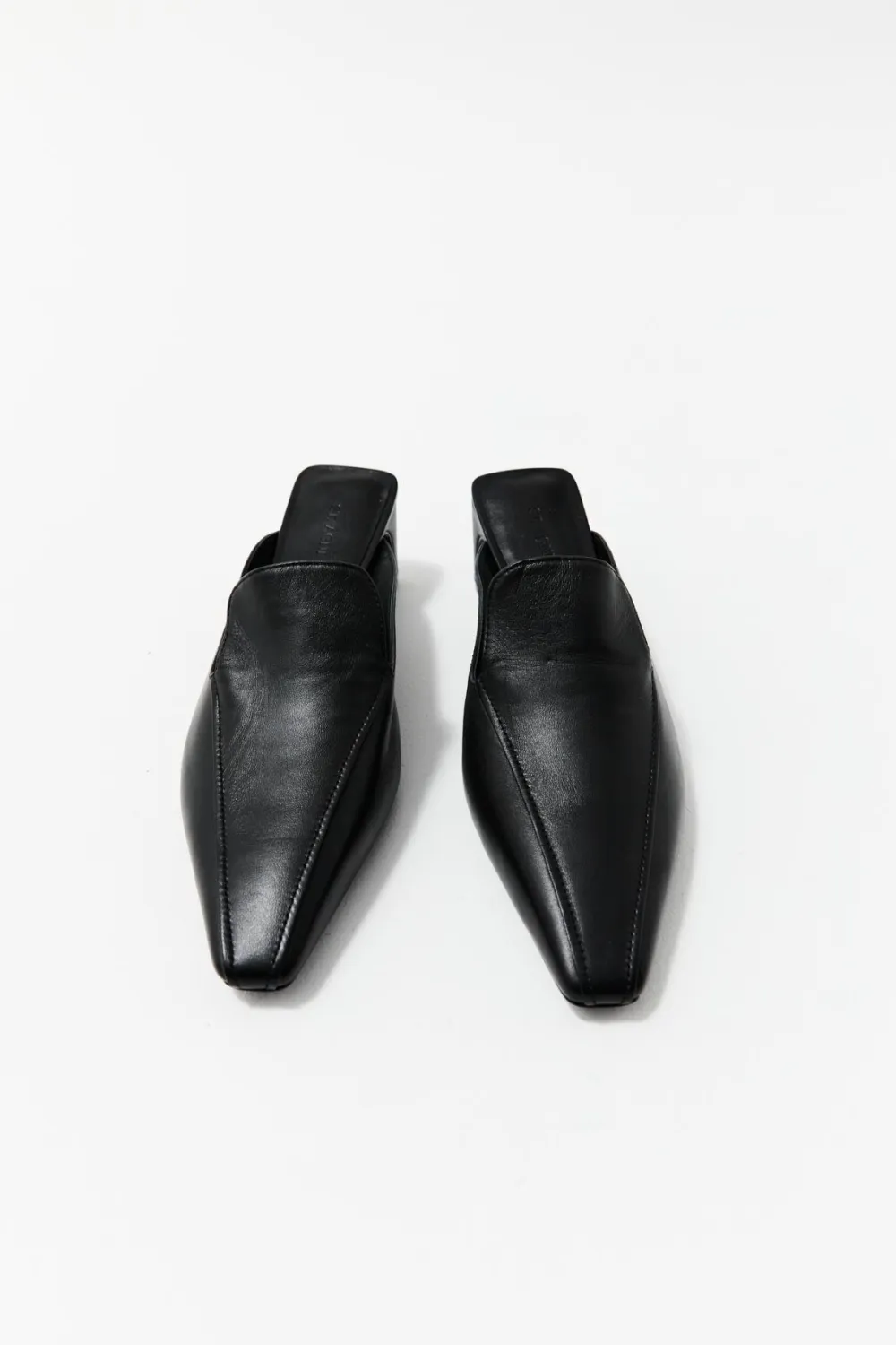 Heeled Loafer - Black|St. Agni Hot