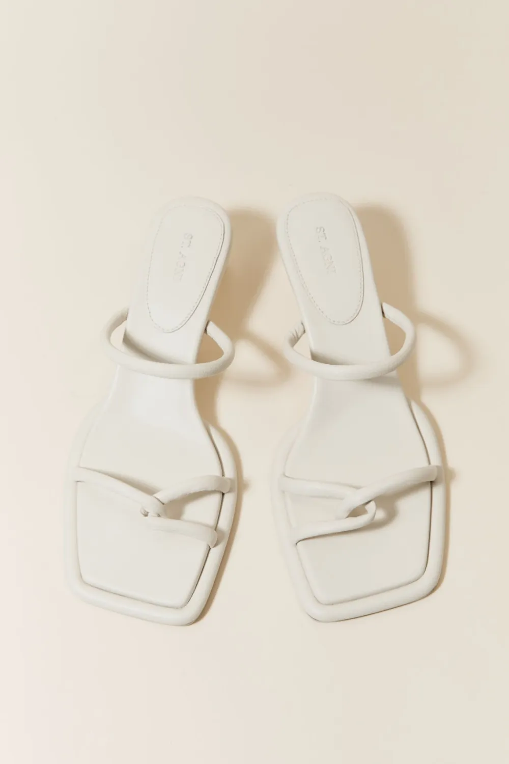 Loop Heel -|St. Agni Online