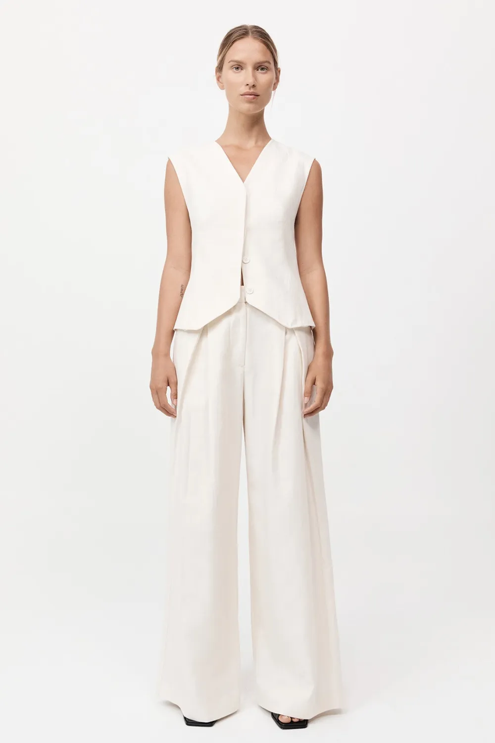 Minimal Tailored Vest - Ivory|St. Agni Cheap