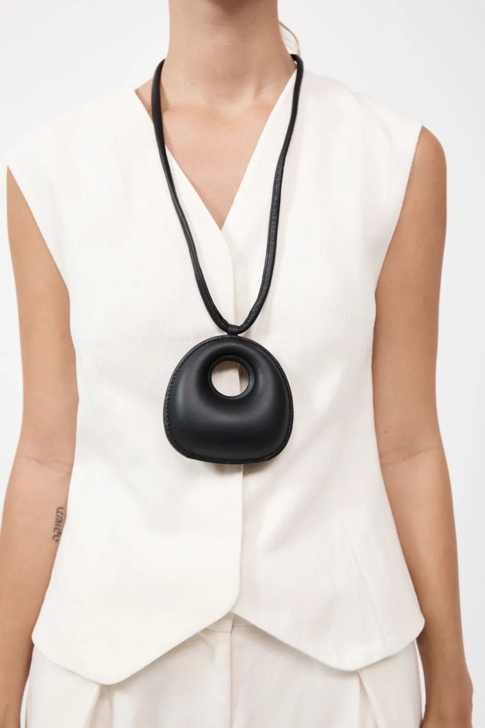 Petit Shell Pouch -|St. Agni Shop