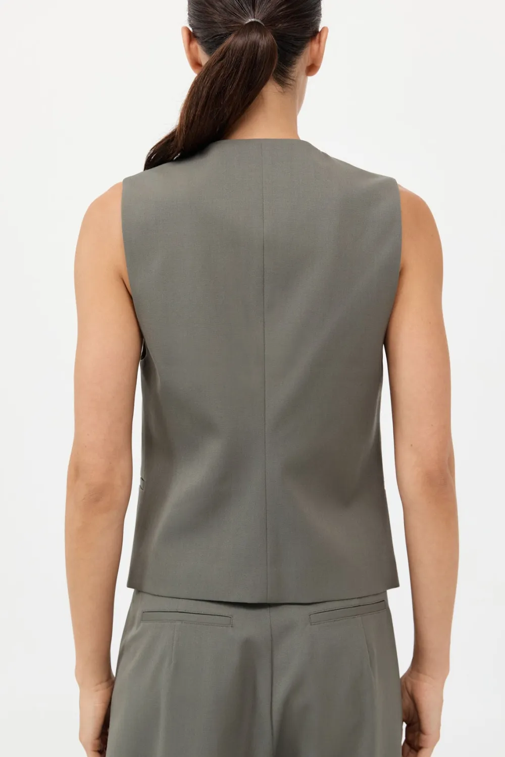 Rouleau Vest -|St. Agni Clearance