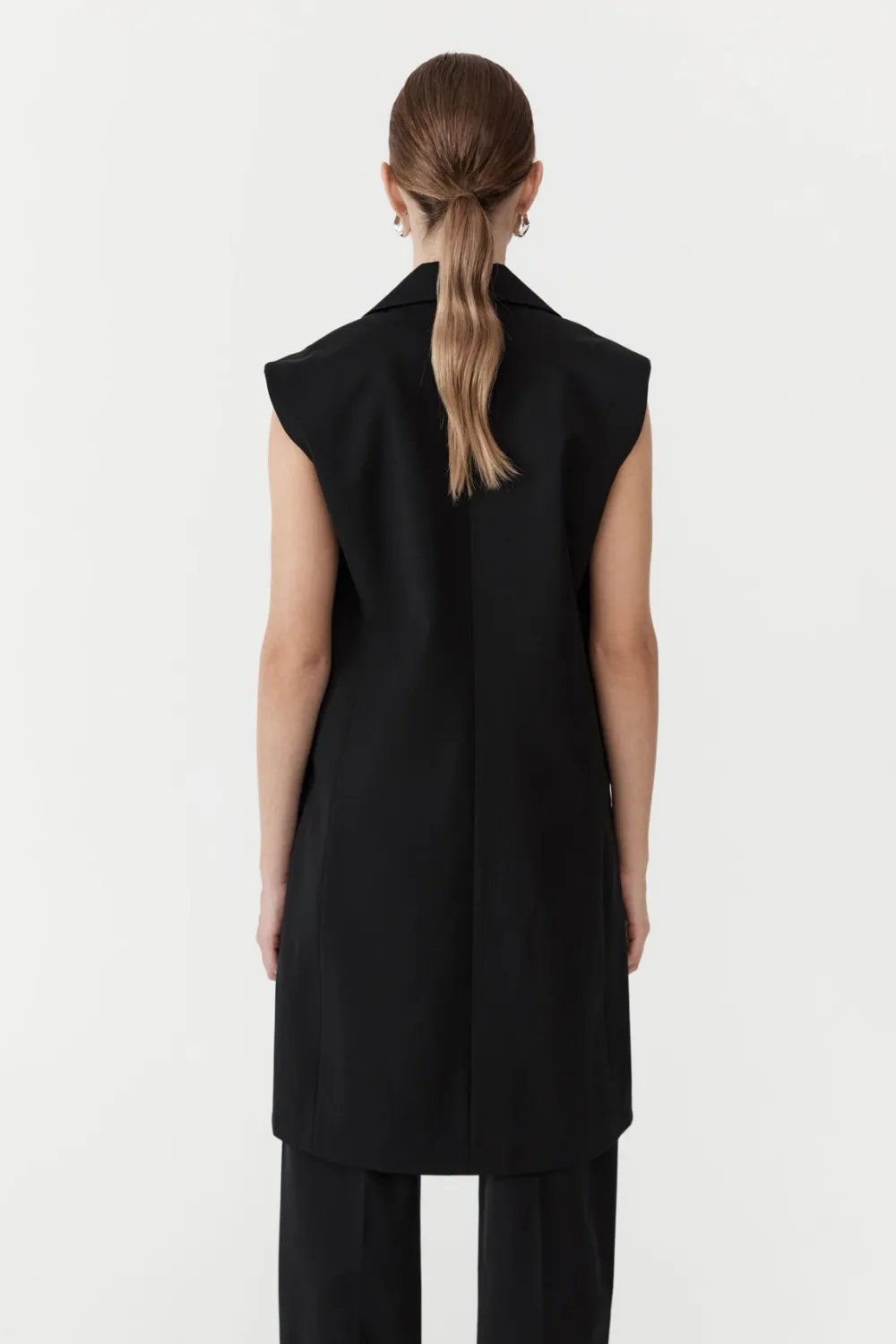 Sleeveless Tailored Blazer - Black|St. Agni Best