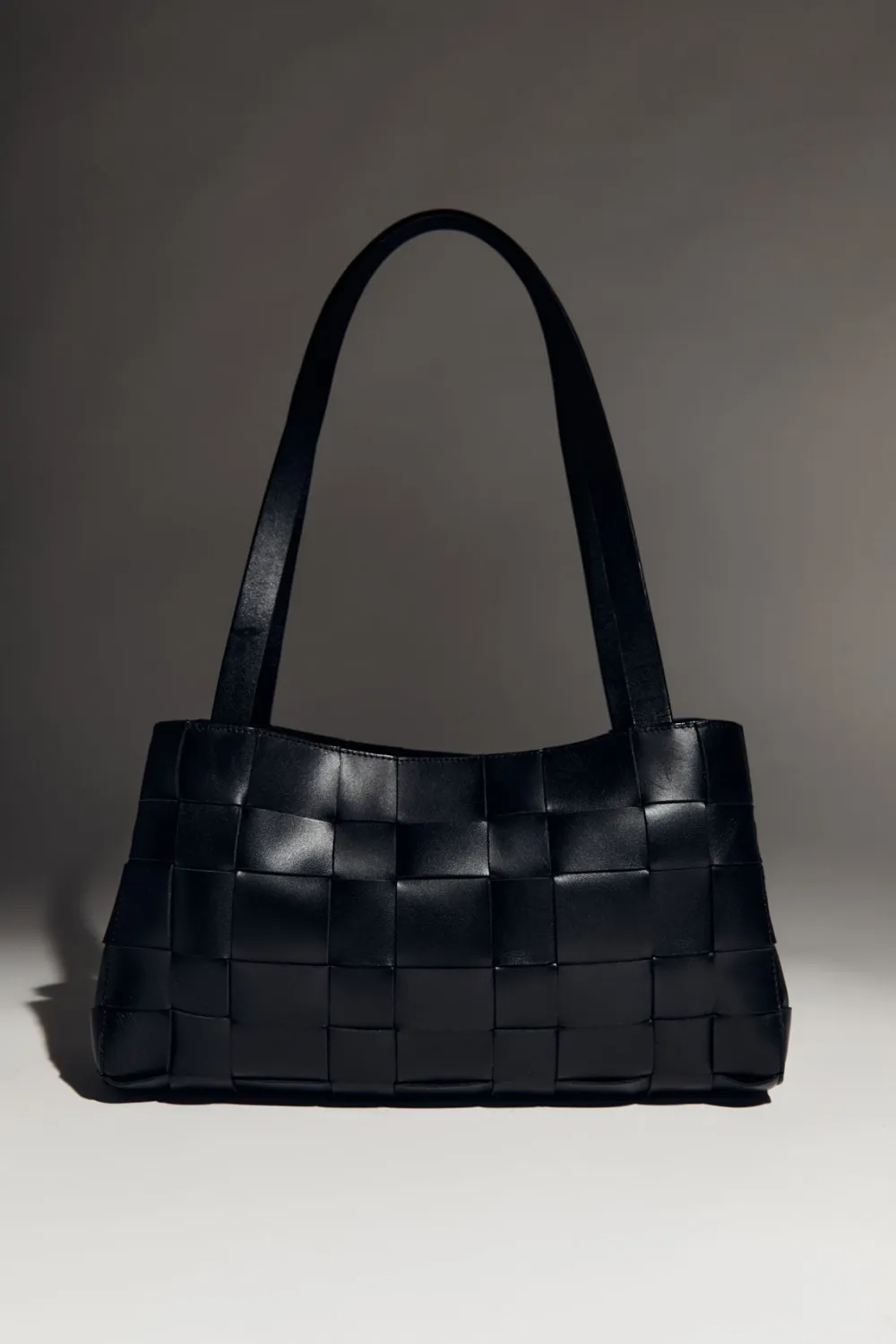 Slim Woven Tote -|St. Agni Store