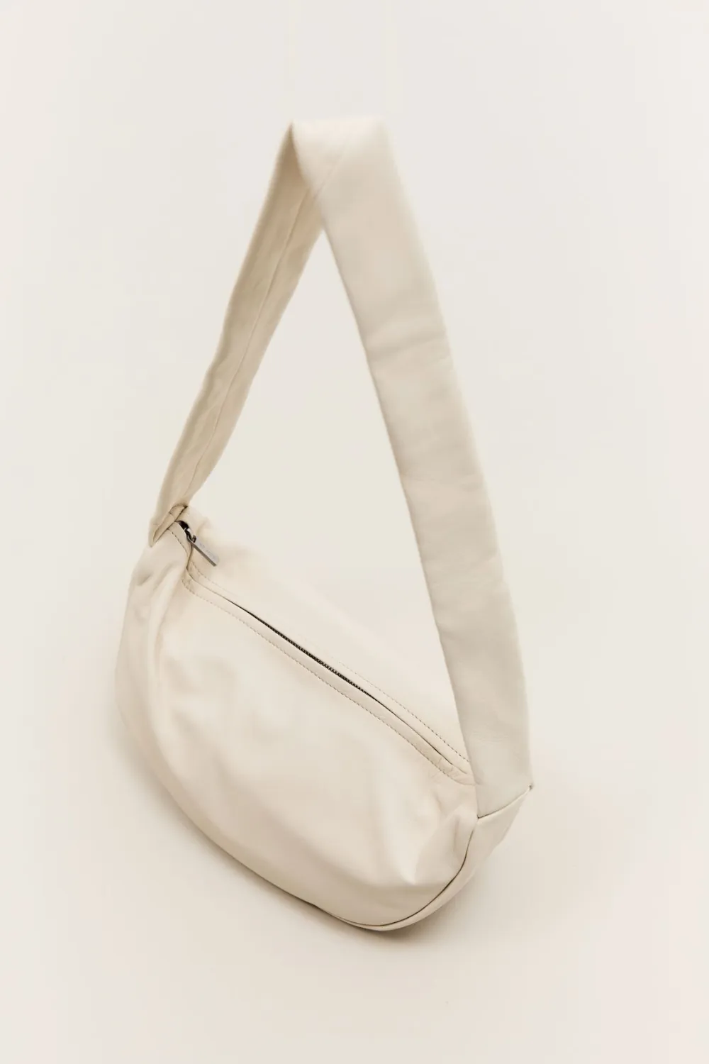 Soft Crescent Bag -|St. Agni Fashion