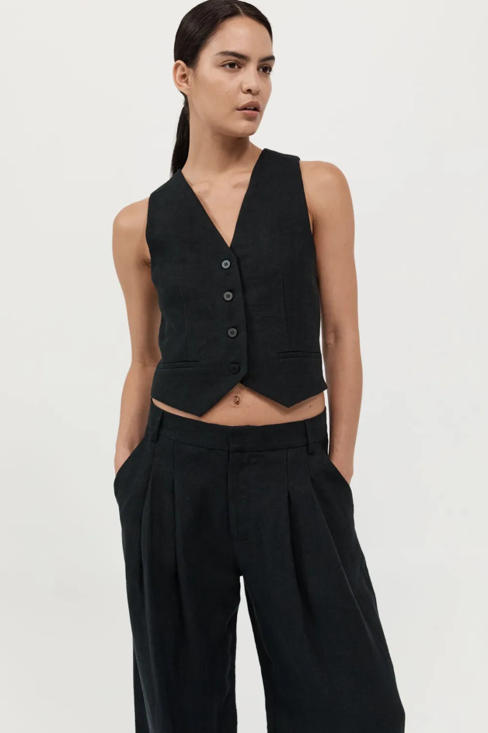 Tailored Linen Vest -|St. Agni New