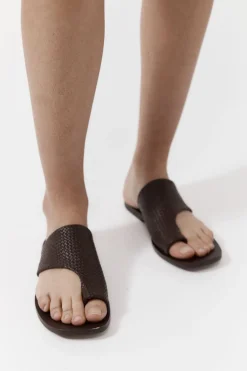 Woven Abstract Slide -|St. Agni Shop