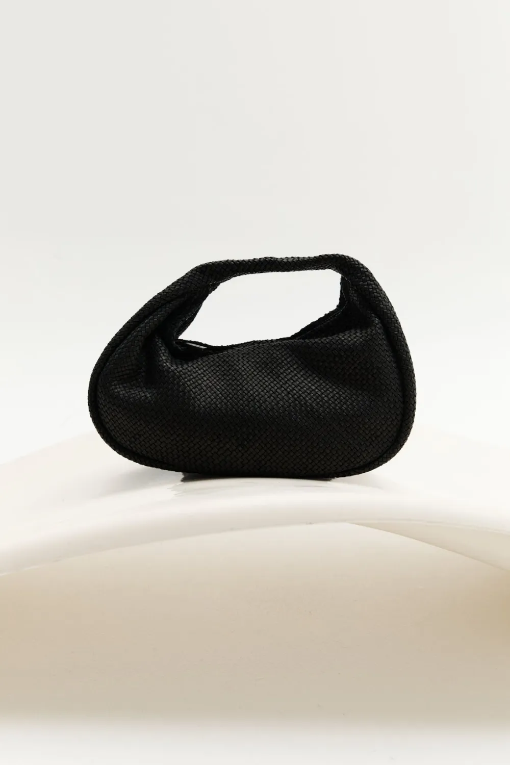Woven Bon Bon Bag -|St. Agni Outlet