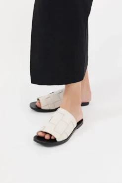 Woven Flats -|St. Agni Online