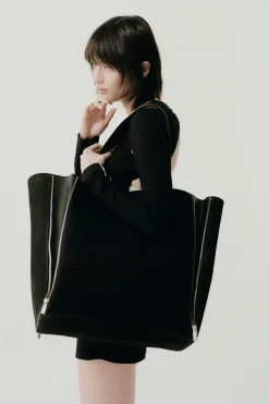 Zip Tote Bag - Black|St. Agni Fashion